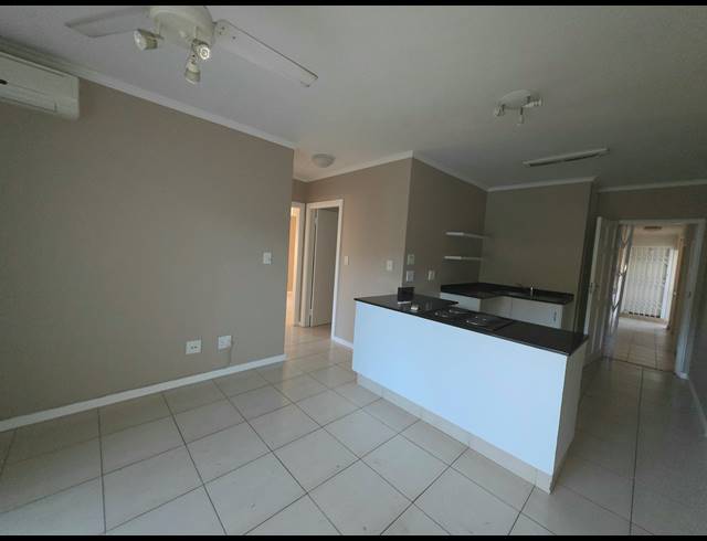 2 BEDROOM APARTMENT TO LET IN BALLITO CENTRAL